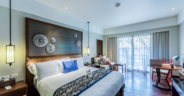 Hotel Room - Person Showing Bedroom Interior